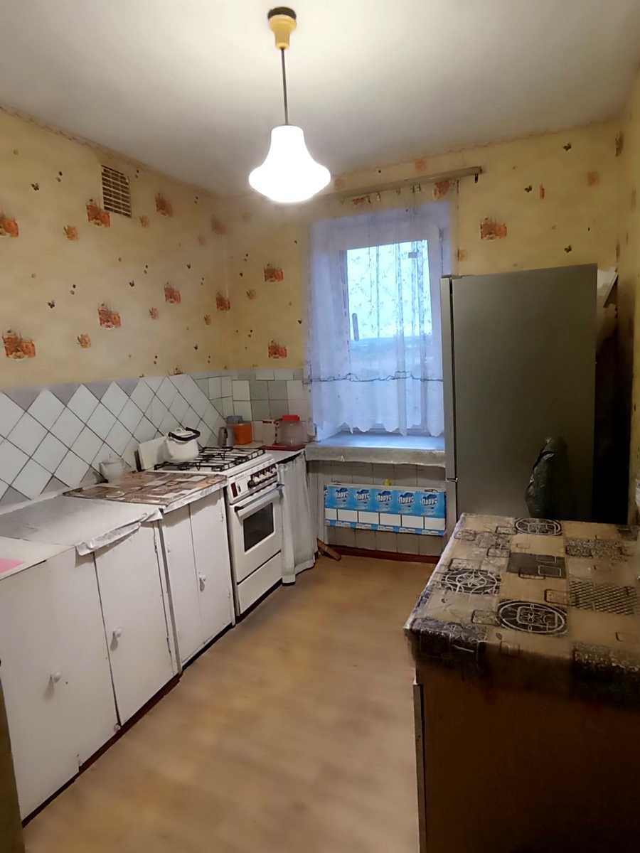 1877971976026817