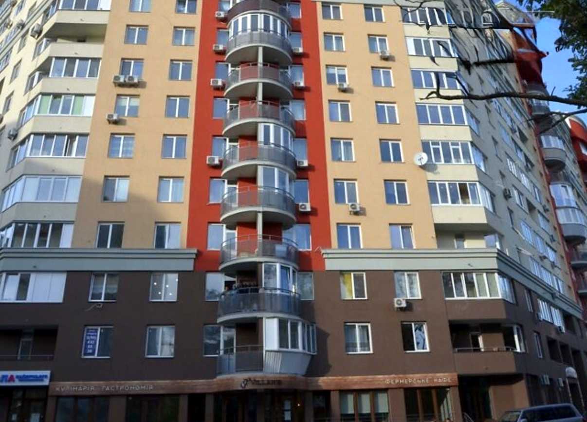 1877996038867586
