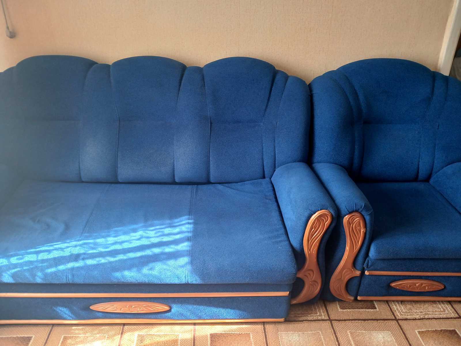 1878007828310144