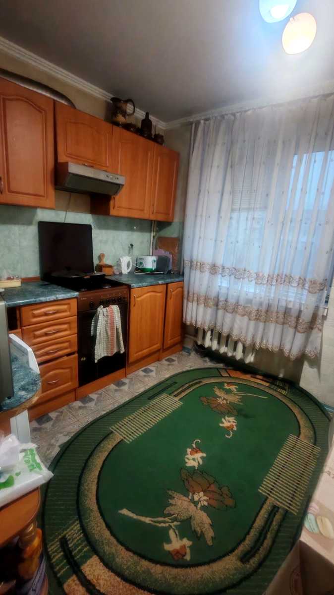 1878008619814816