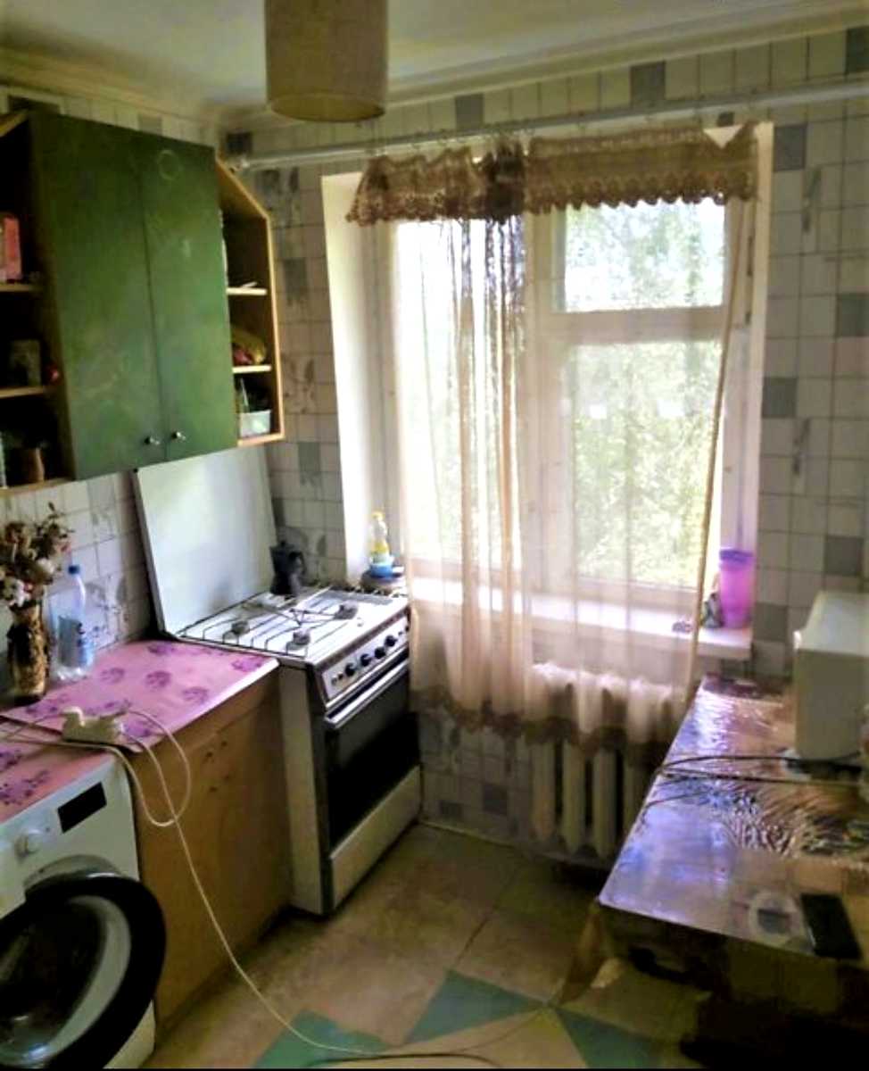1878008734753776