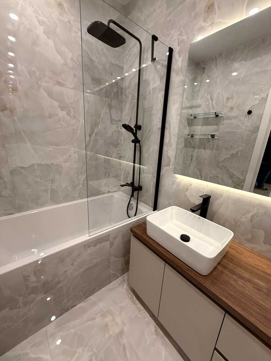 1878009341263759