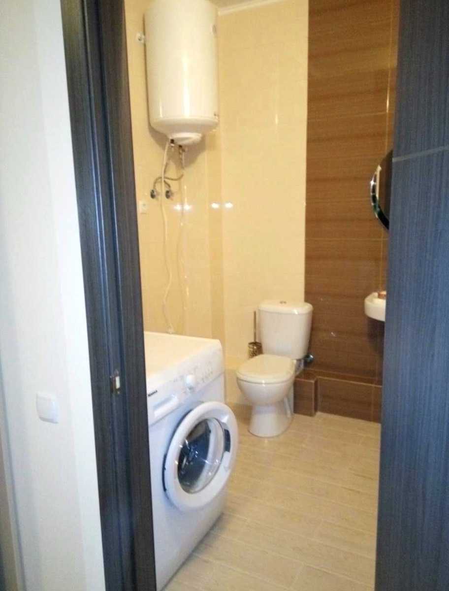 1878011851302320