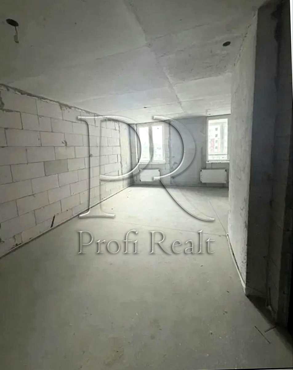 1878012344413741