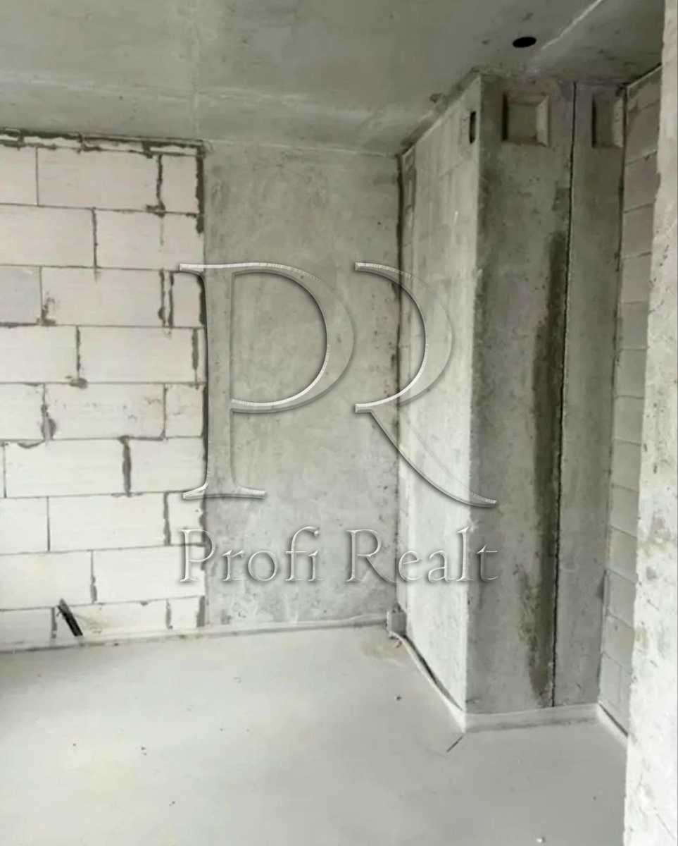1878012344904755