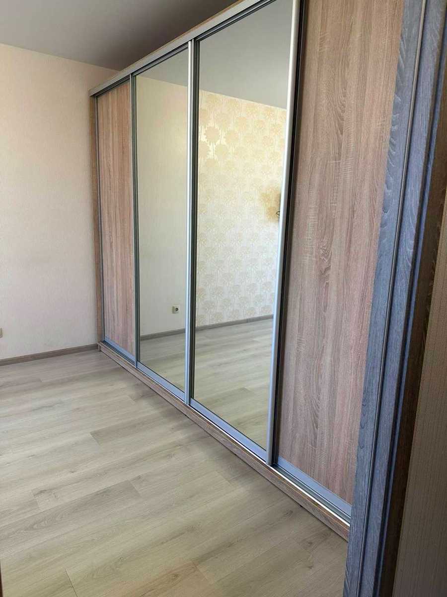 1878013166843917