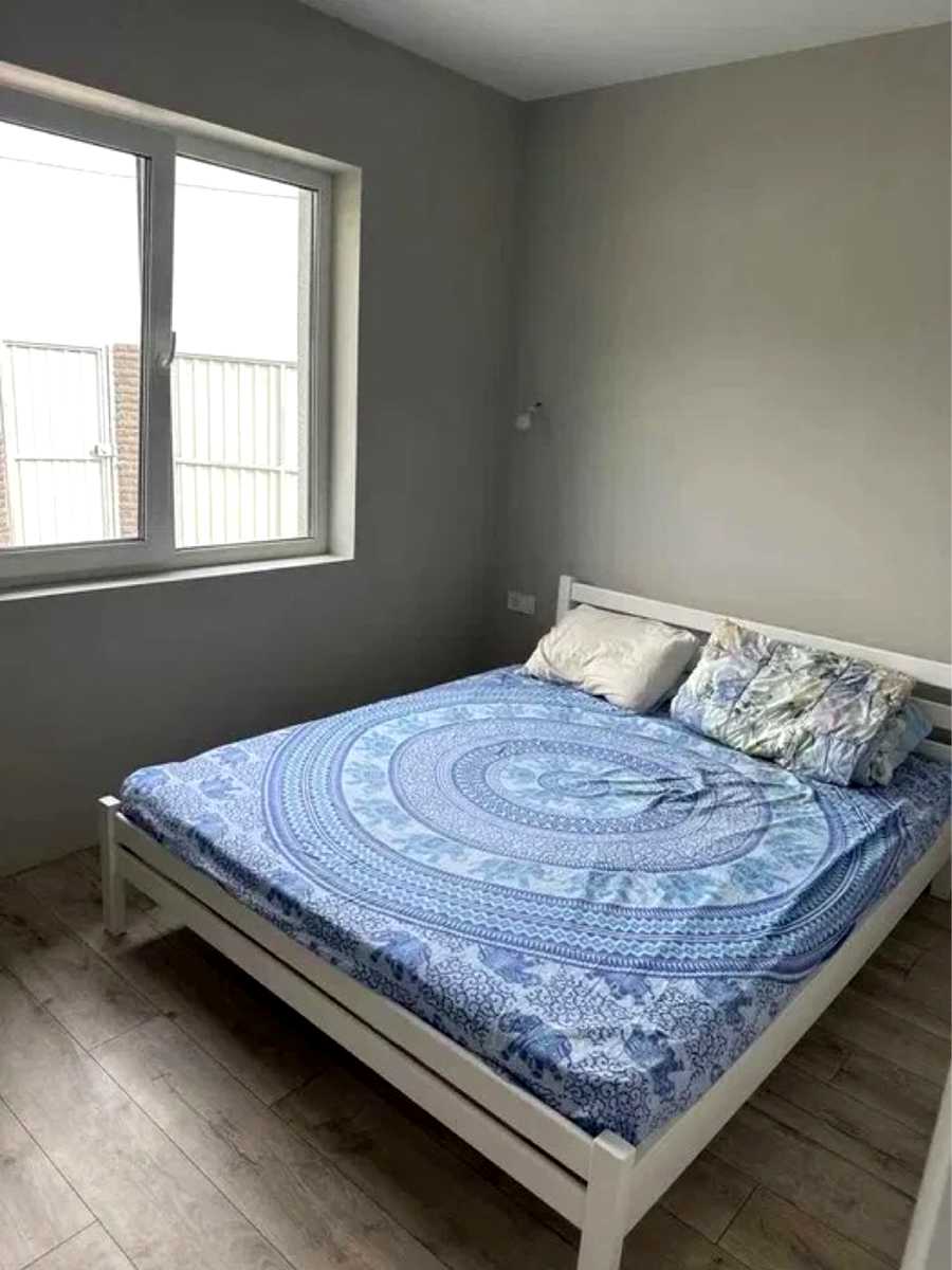 1878017329984158