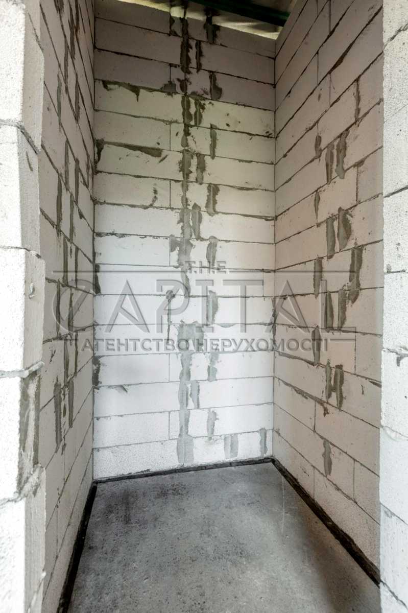 1878018804845984