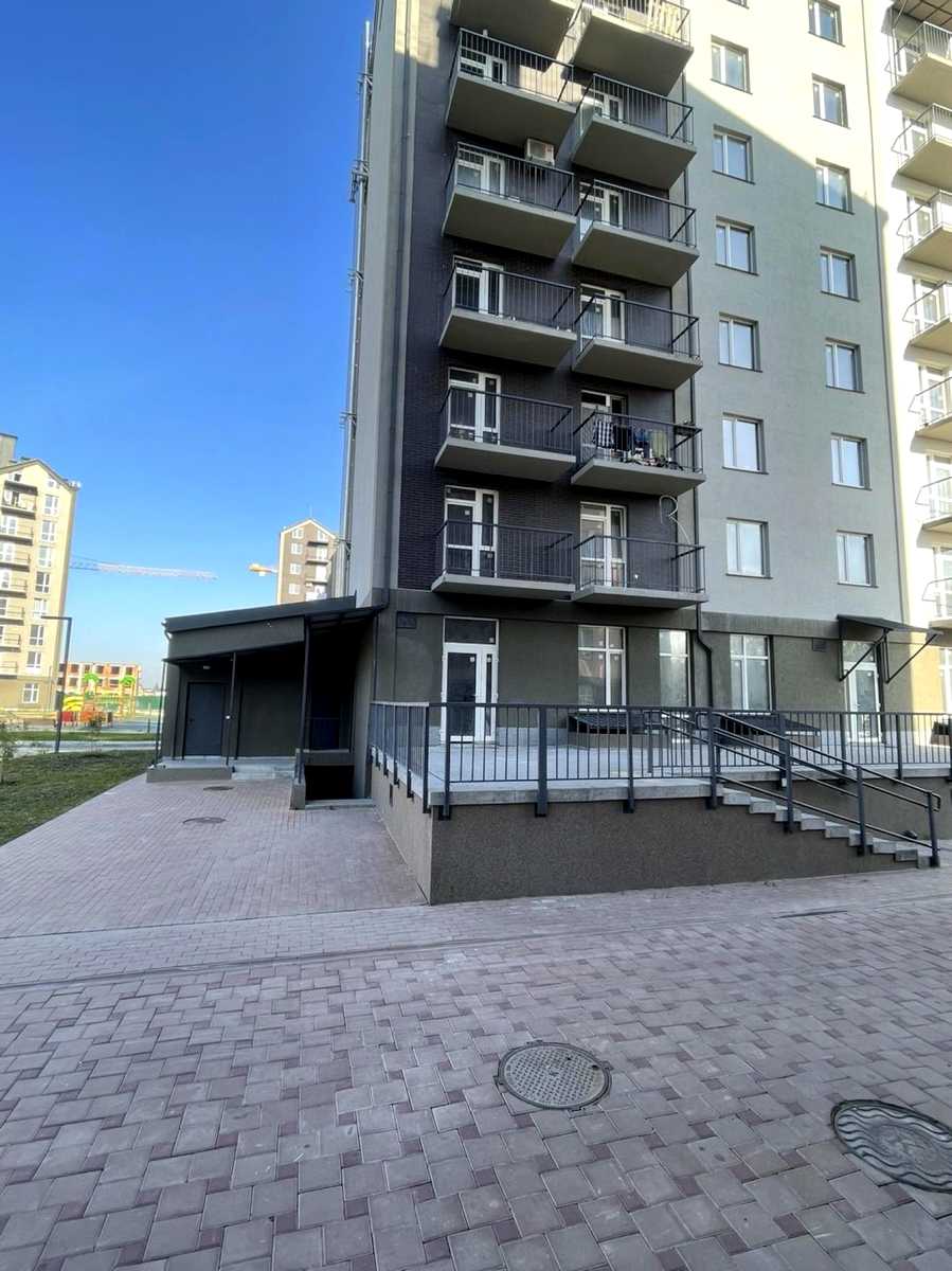 1878022227330938