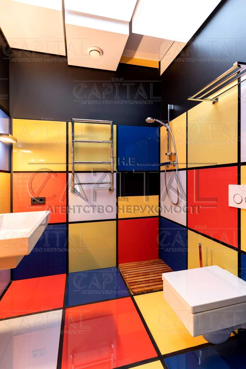 1878022647913372