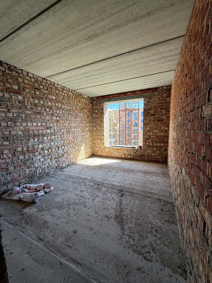 1878026476059736