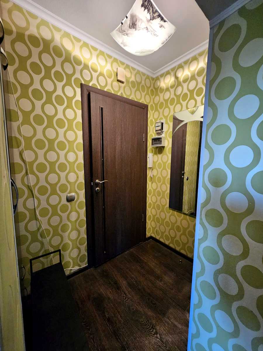 1878027000865088