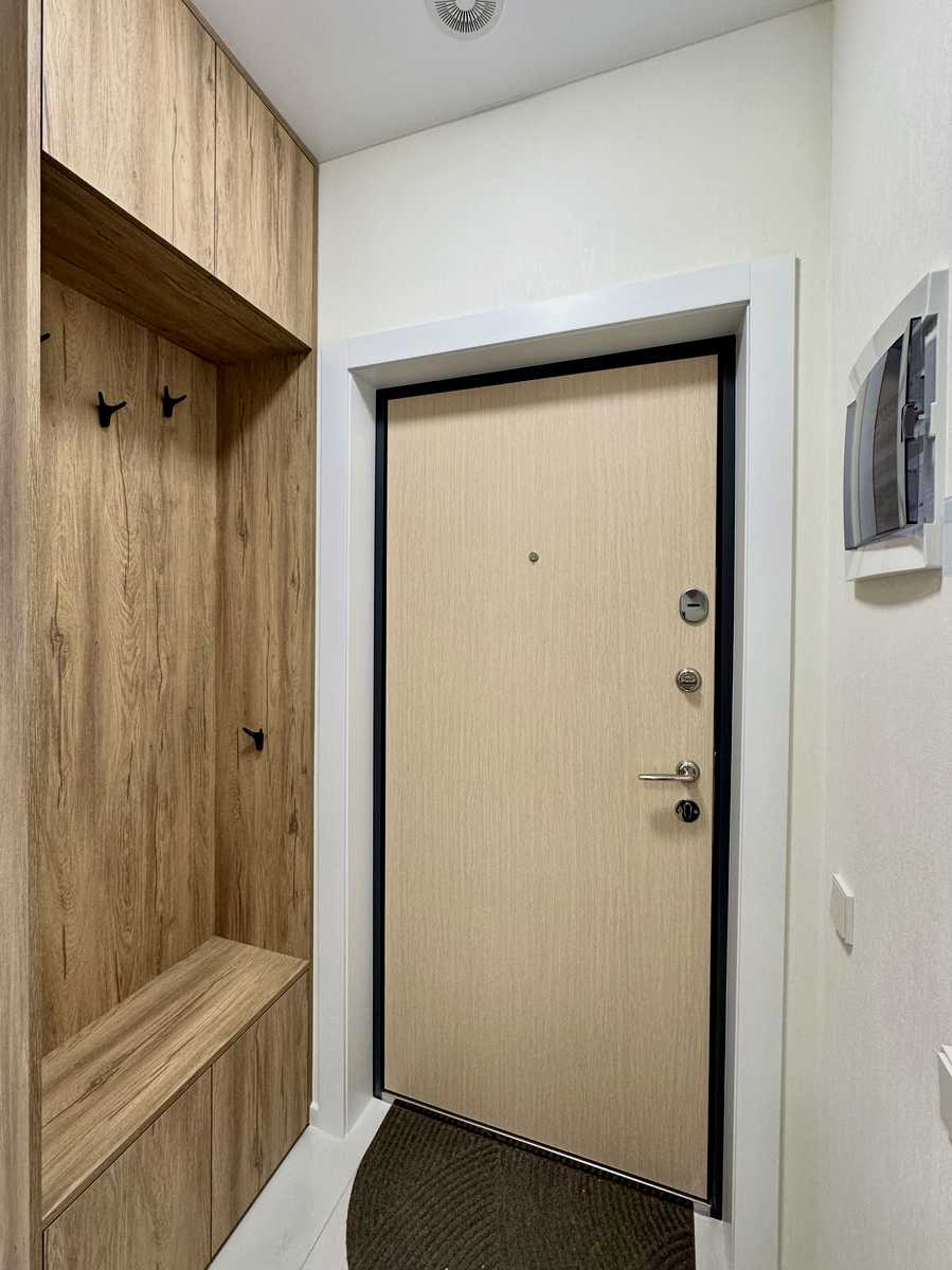 1878027855654443