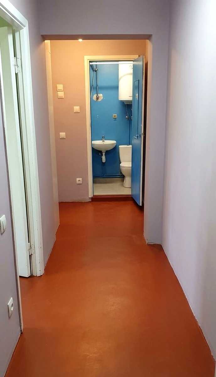 1878030681572410