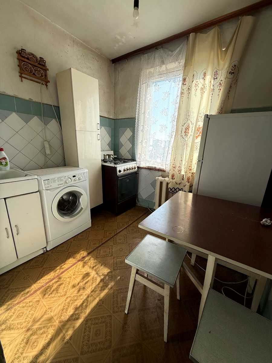 1878034552319565