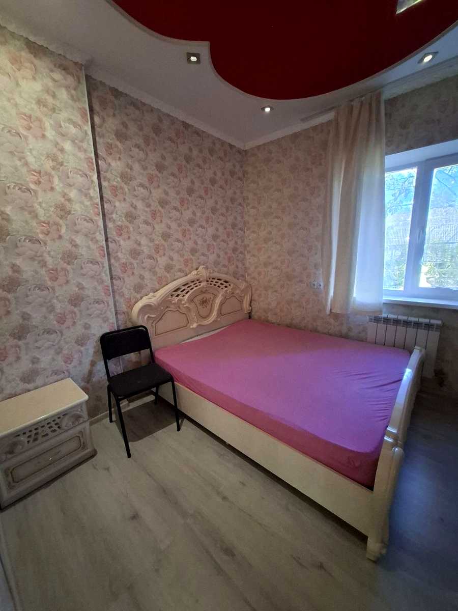 1878040865166887