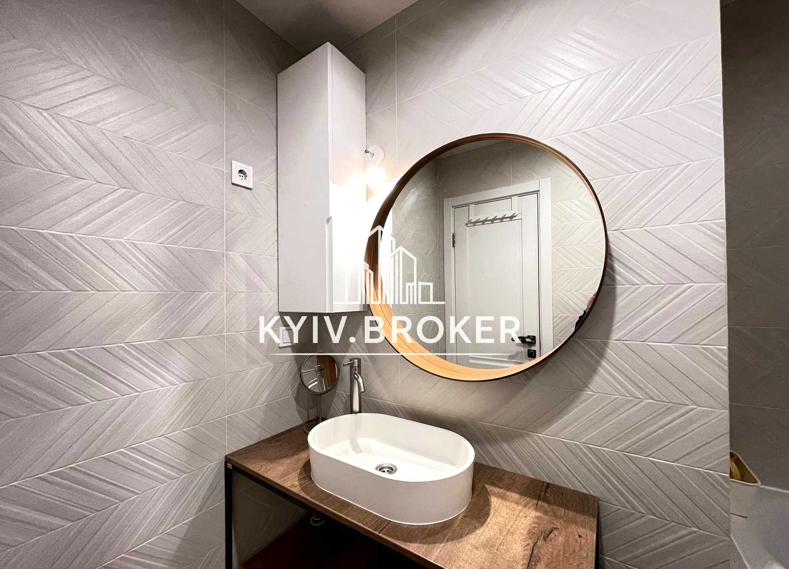 1878043079014785
