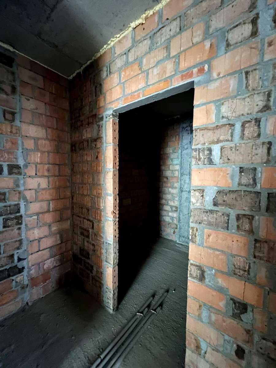 1878051697866305