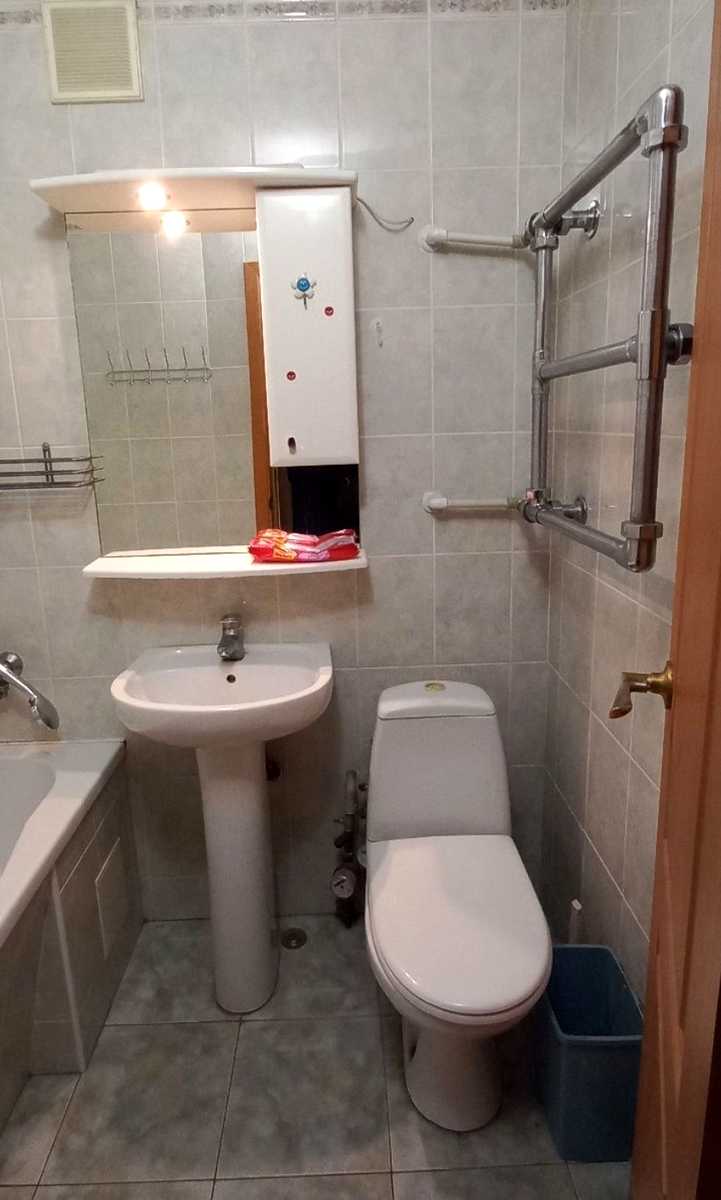 1878051976662609