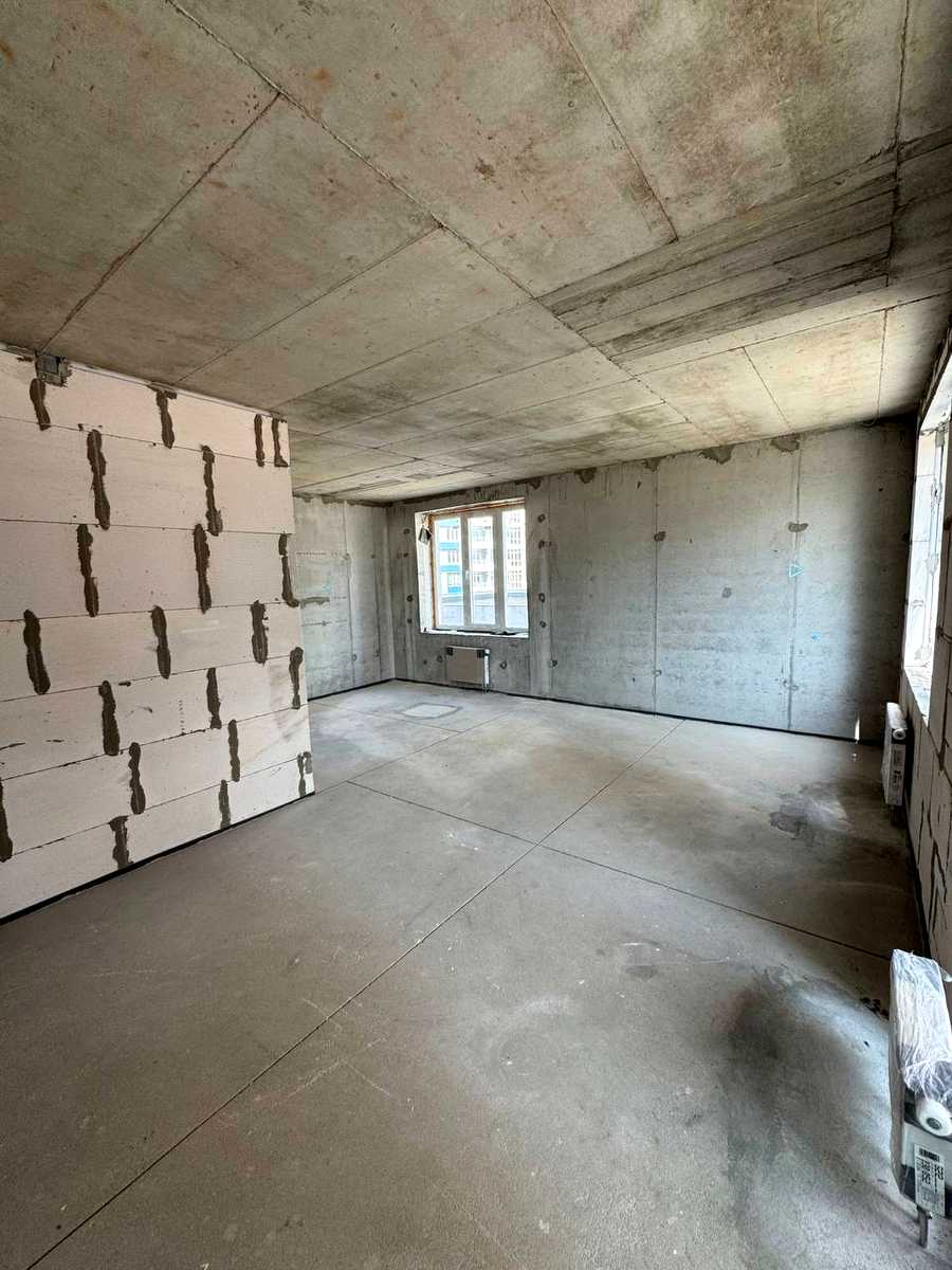 1878056126807636