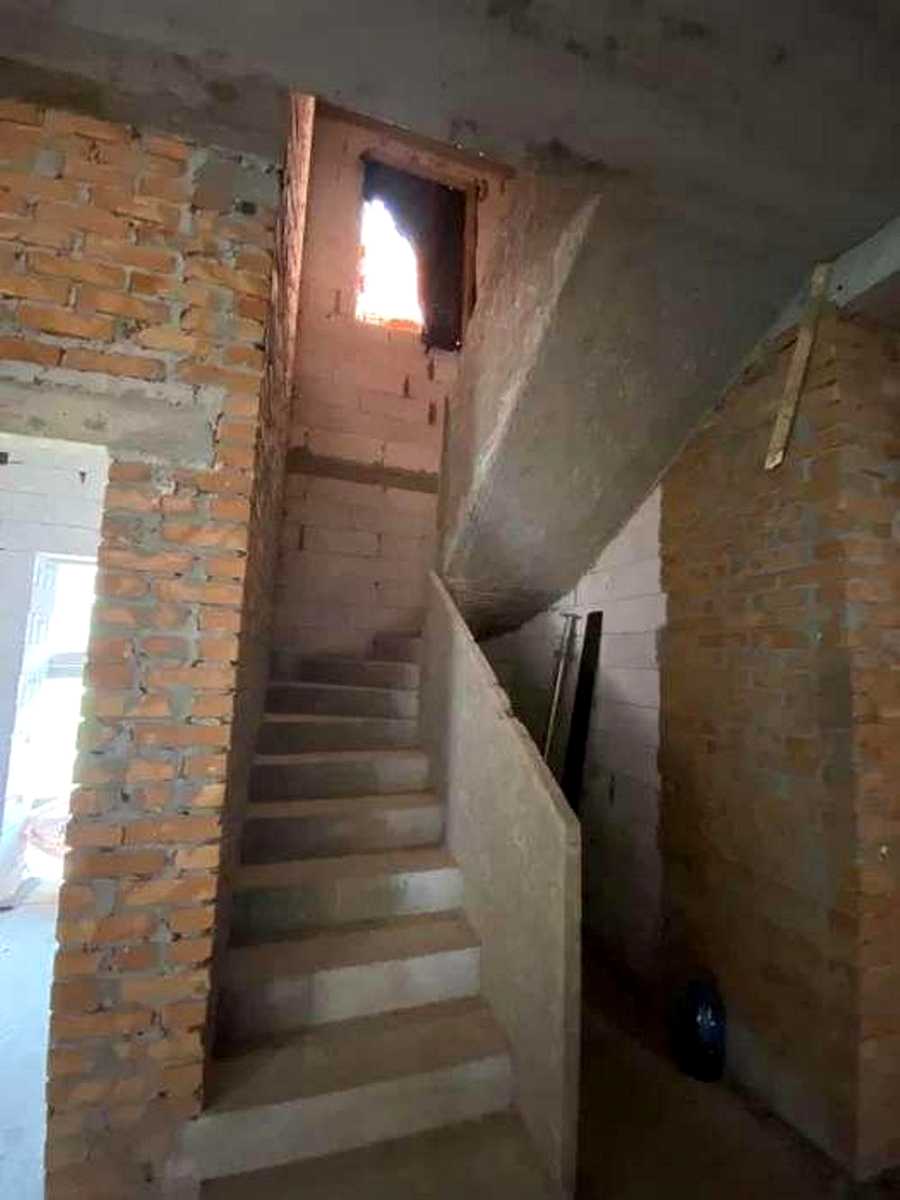 1878057661075249