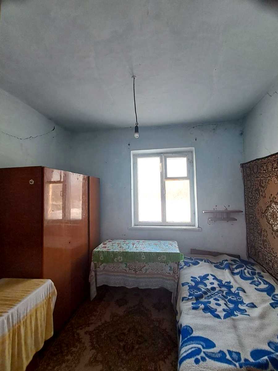1878093826202206