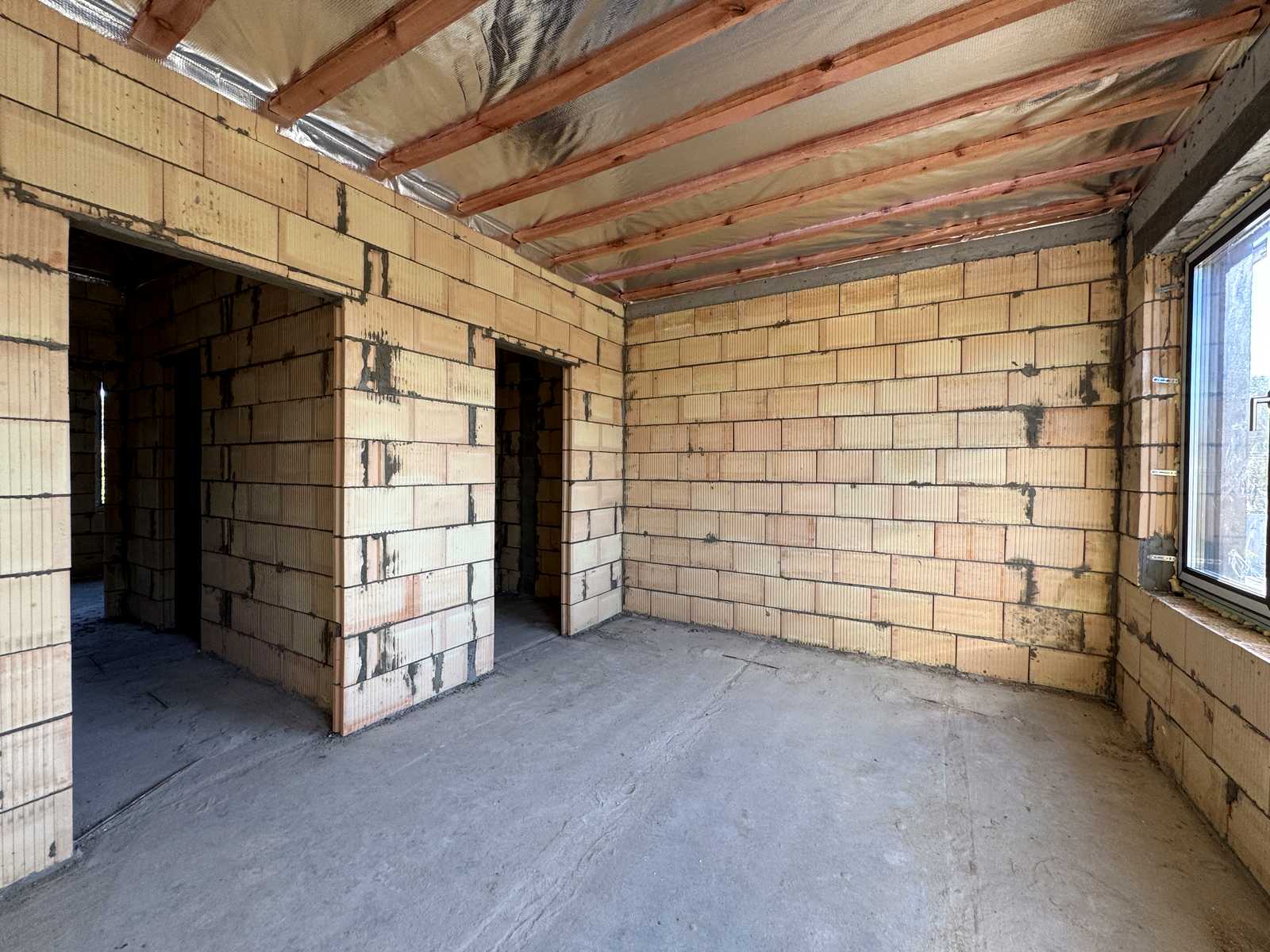 1878098164482225