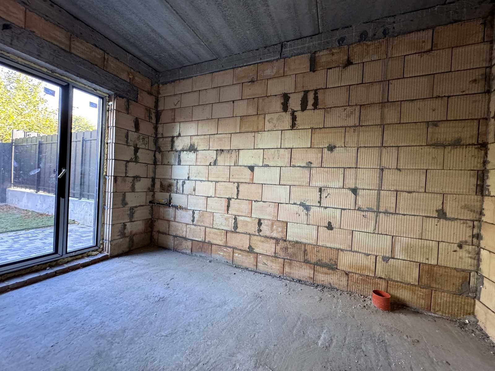 1878098167515214