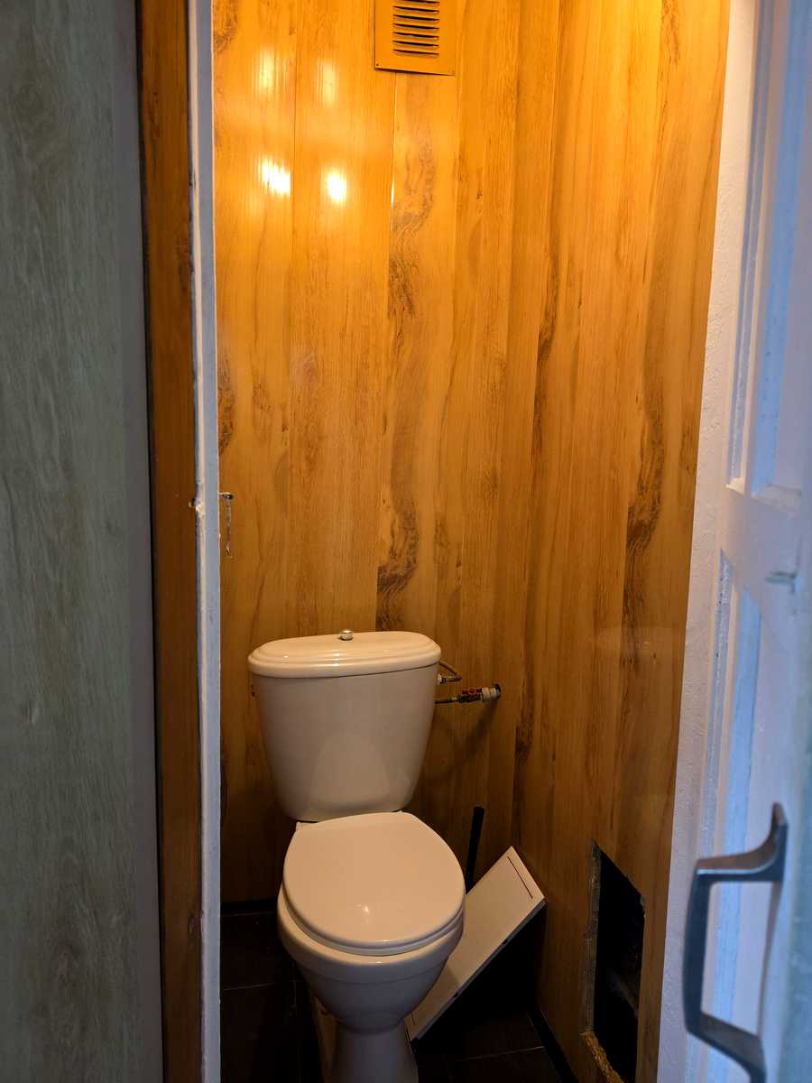 1878098179675963