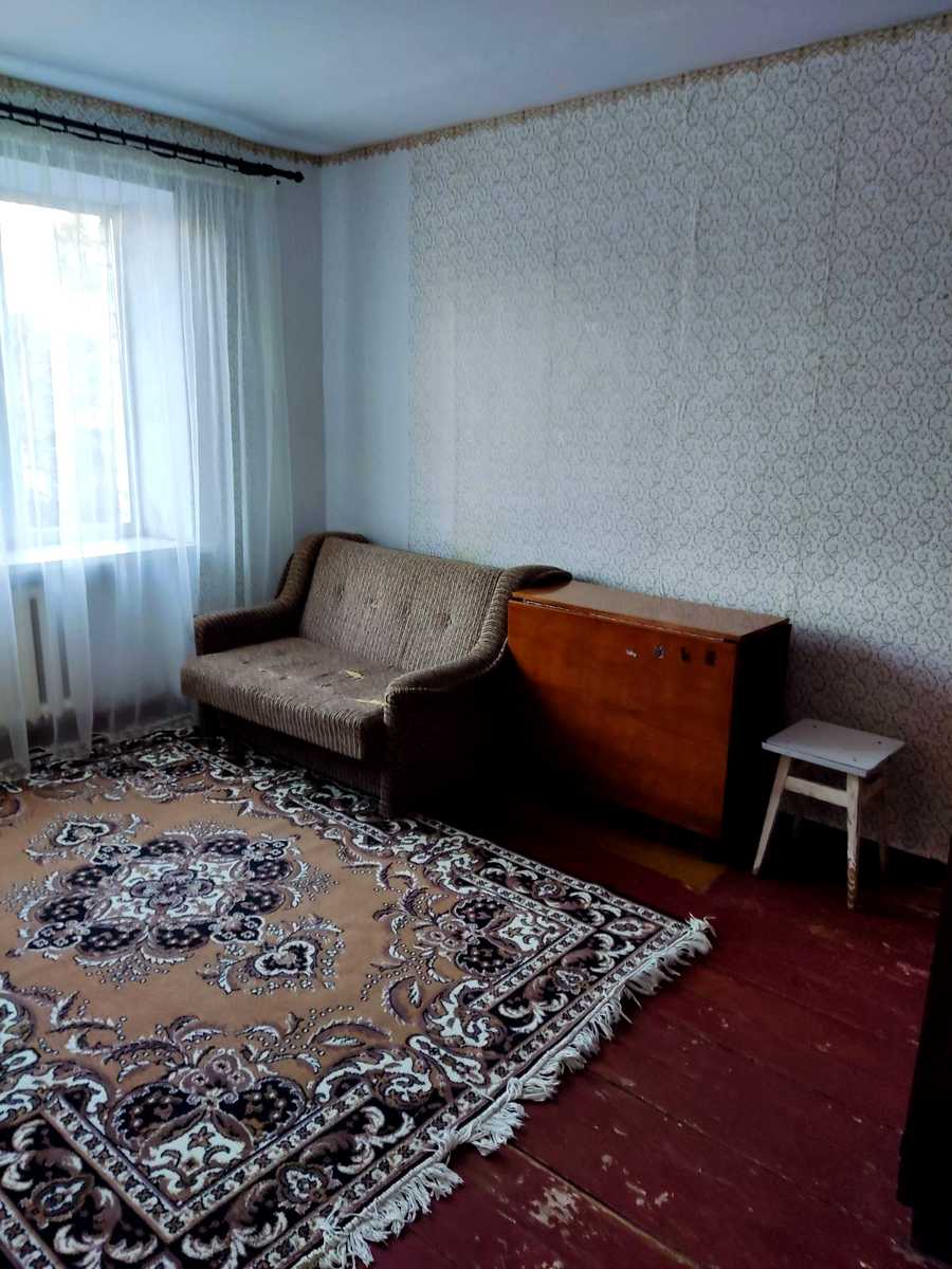 1878100583631686
