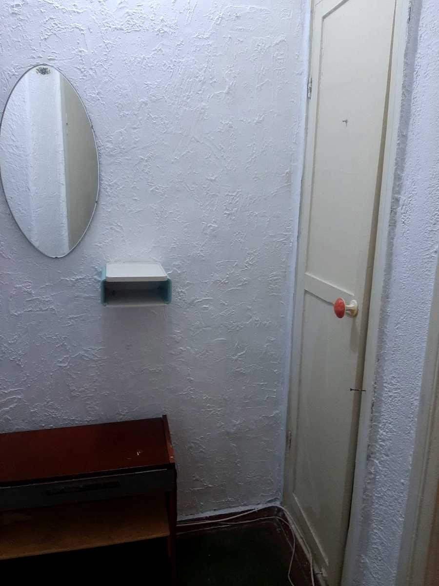 1878103952762716