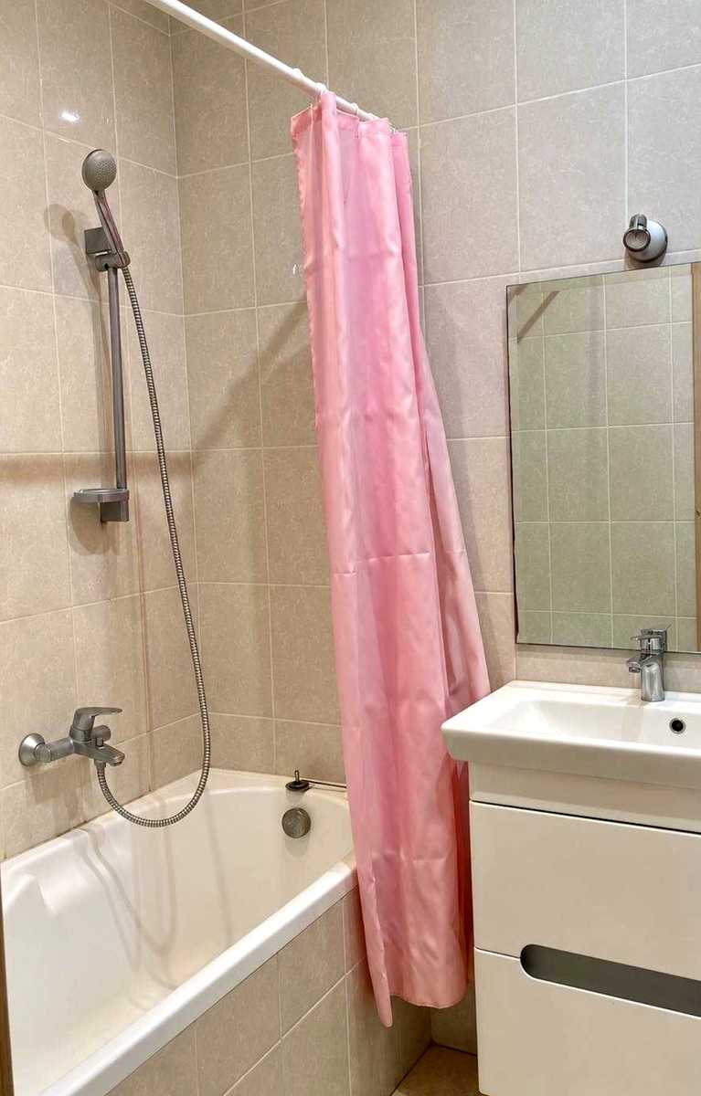 1878105022753023