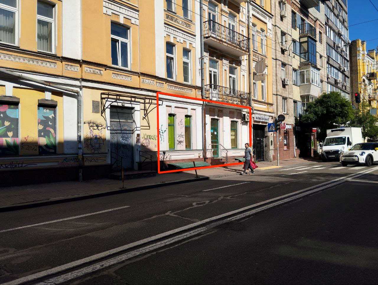 1878105038317883