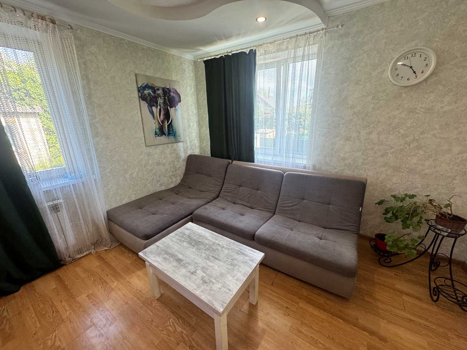 1878105697317238