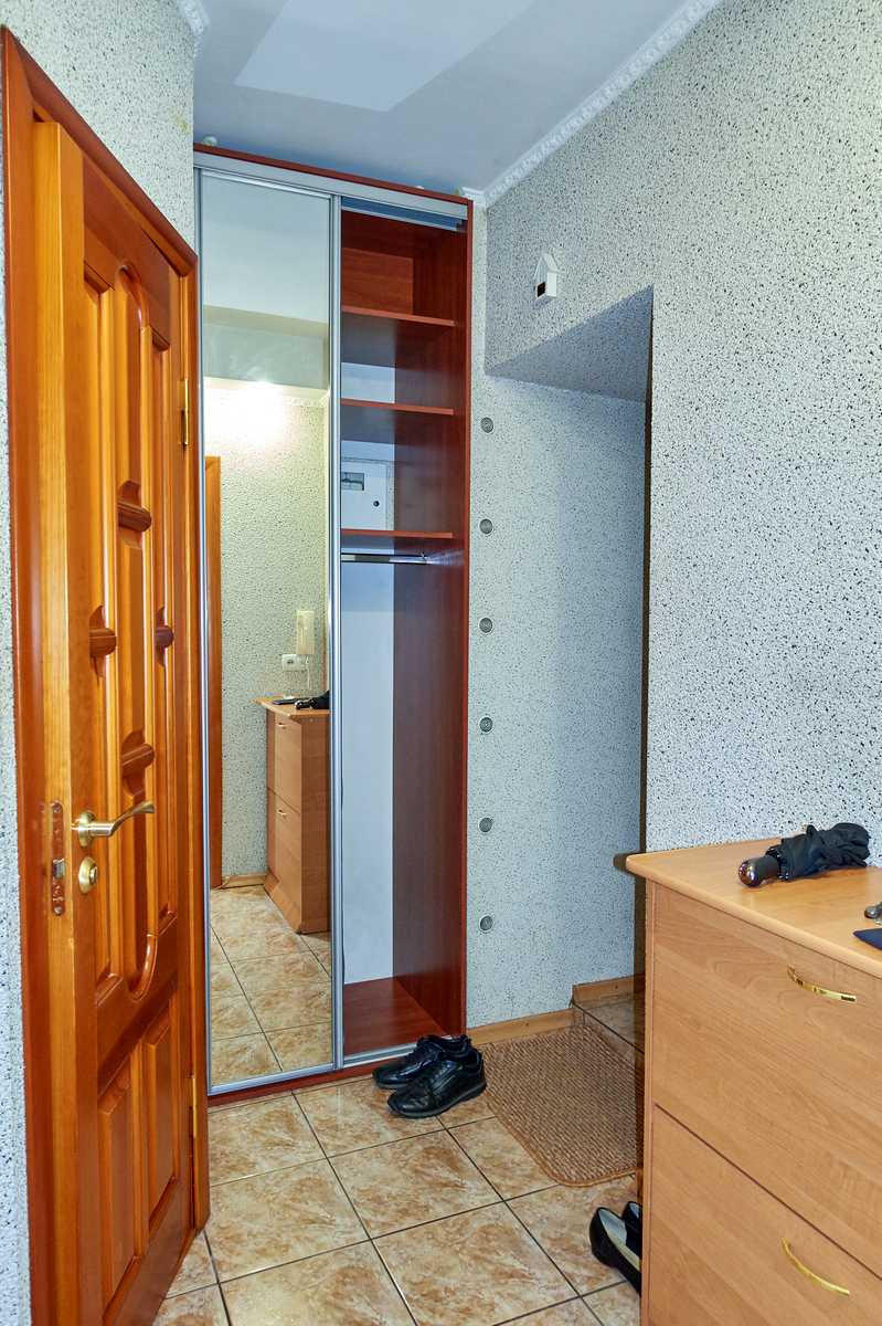 1878107163857841