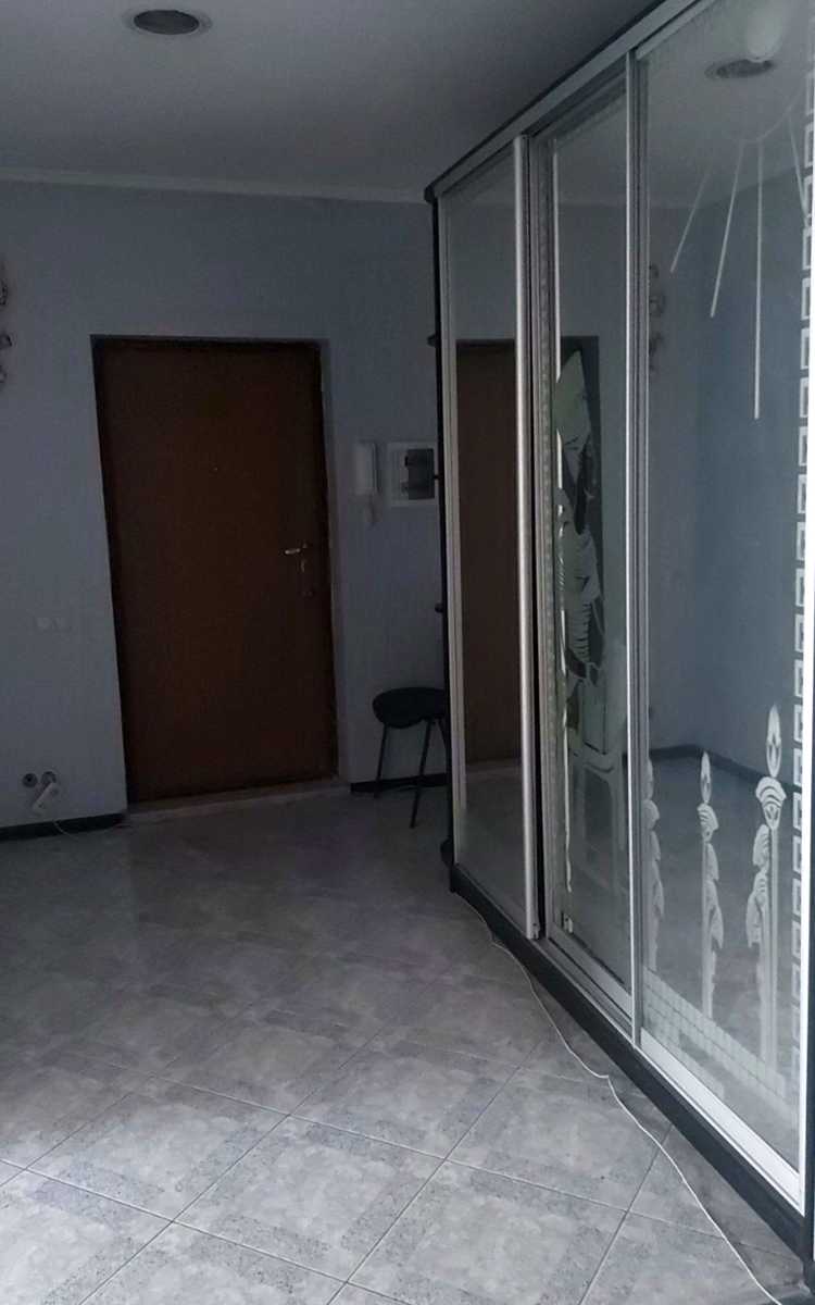 1878107967981855