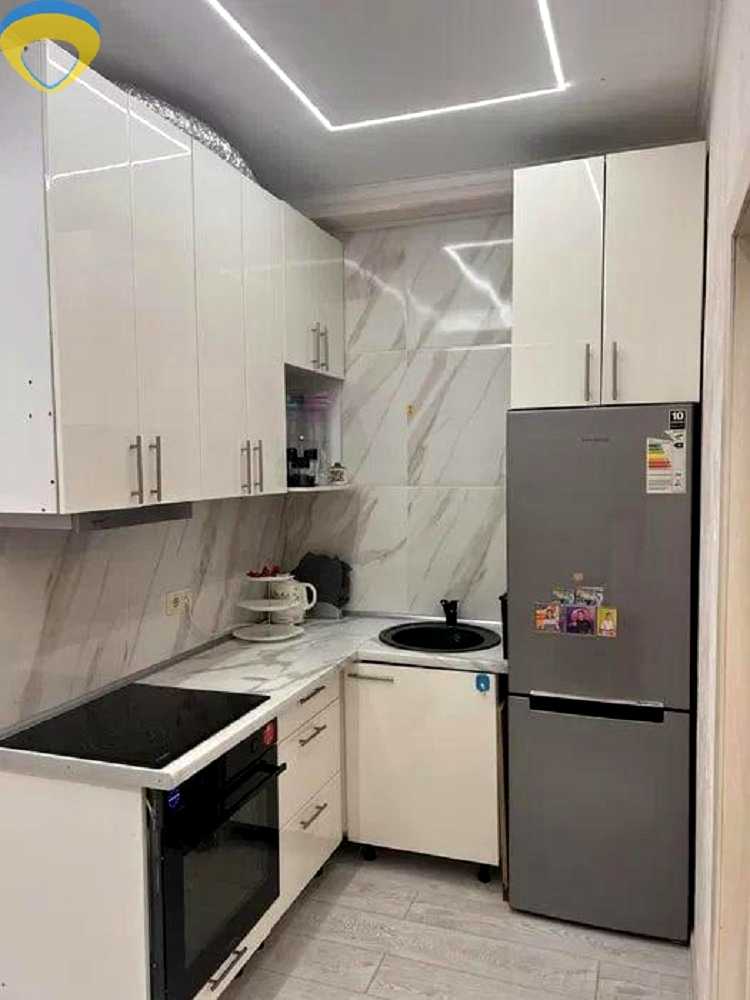 1878108875866179