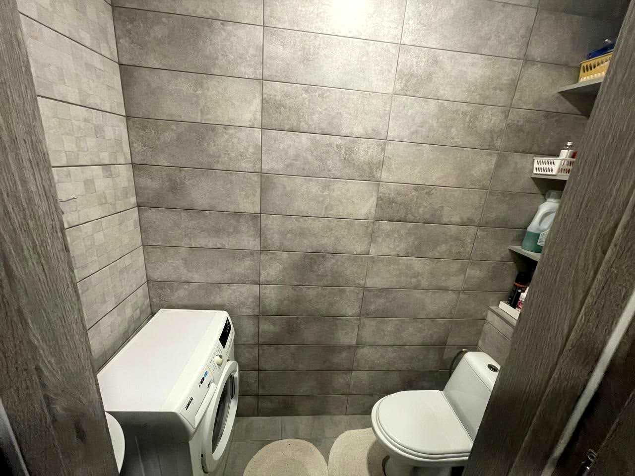 1878110707294827