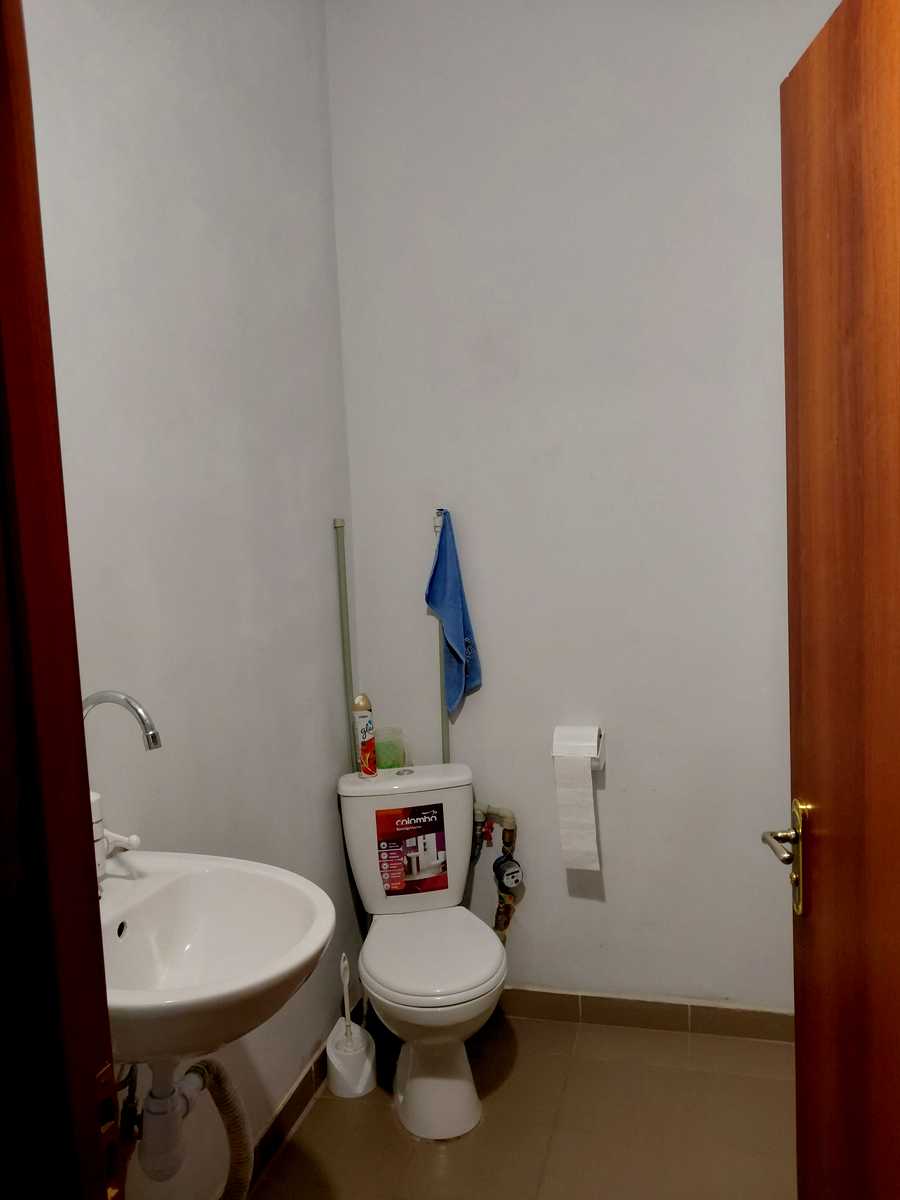 1878122629213147