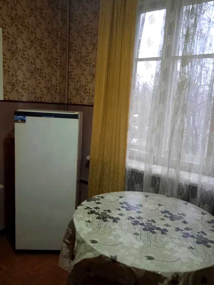 1878131214280965