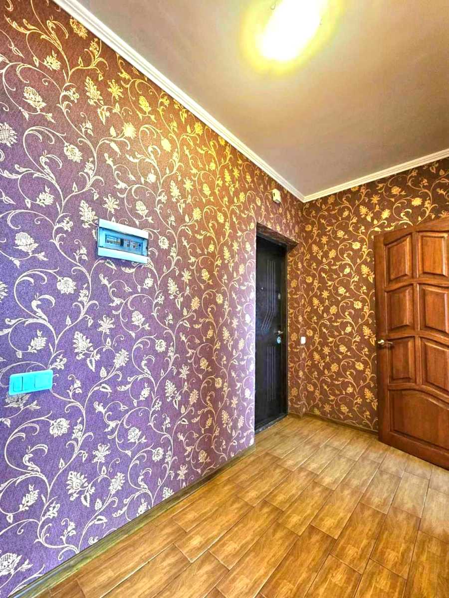 1878137915071115