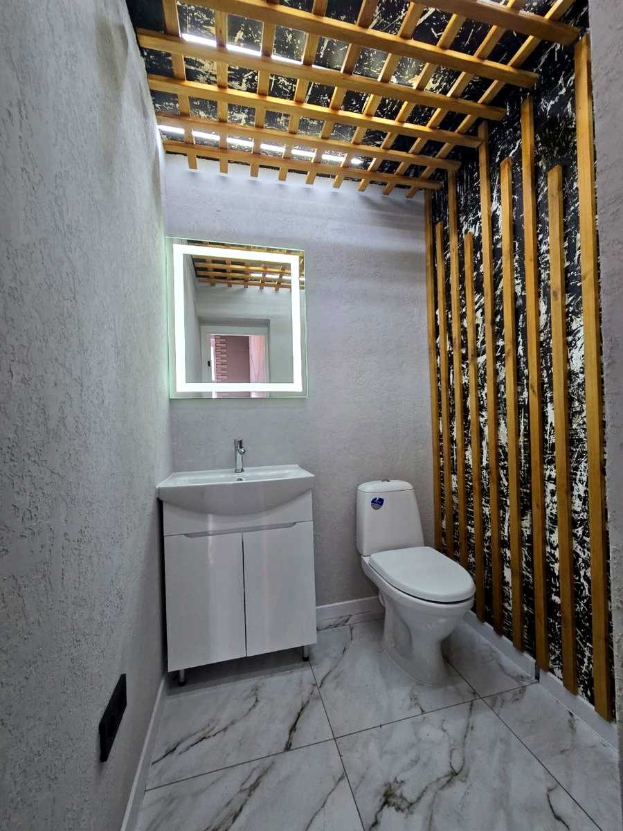 1878139595399575