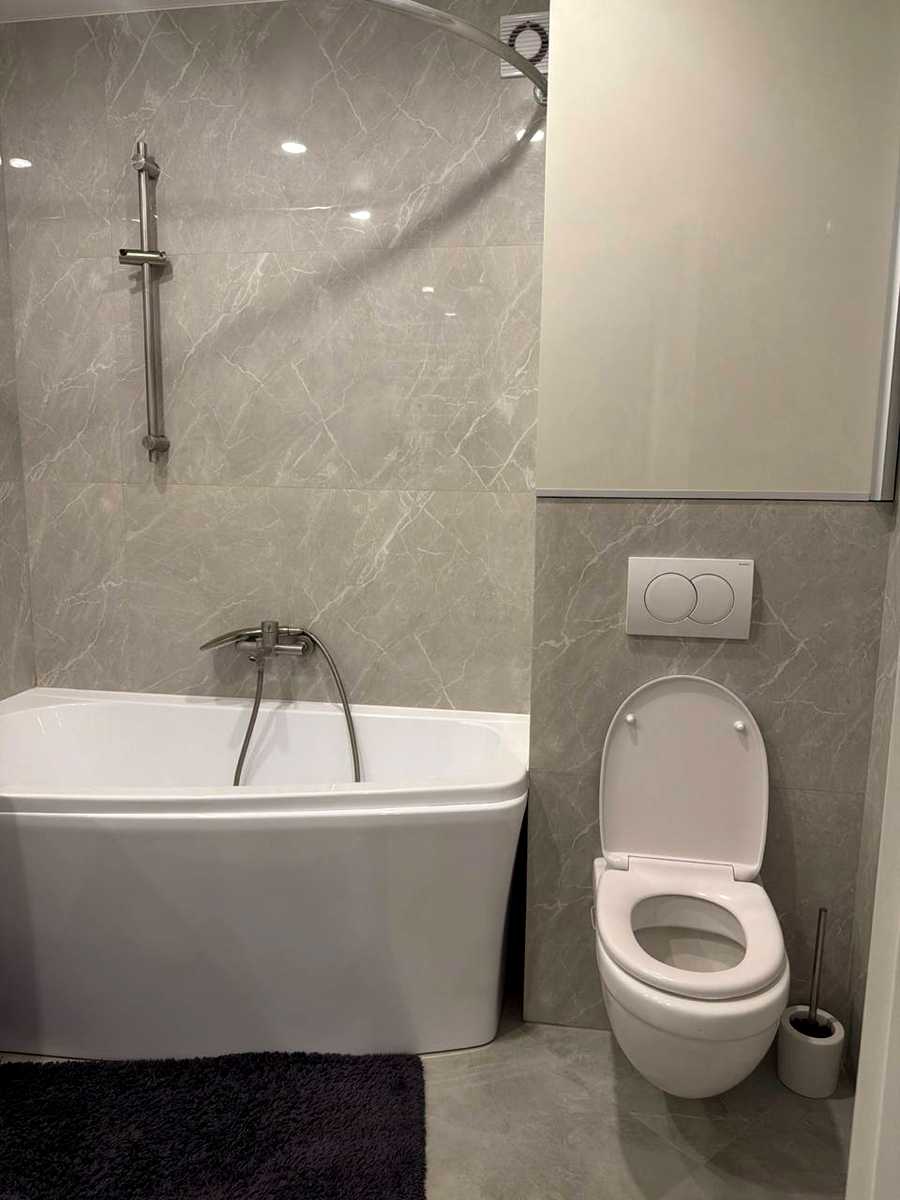 1878142349993751