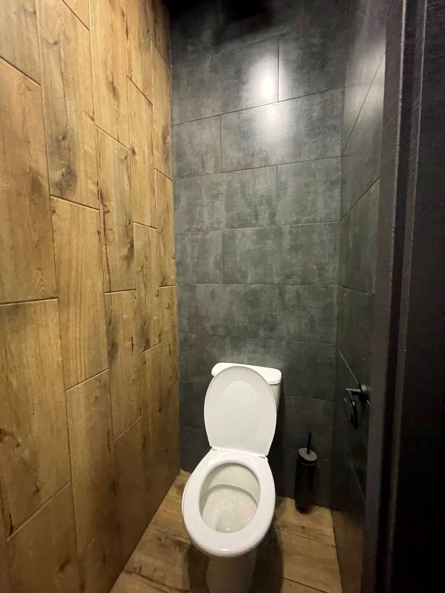 1878142356770180