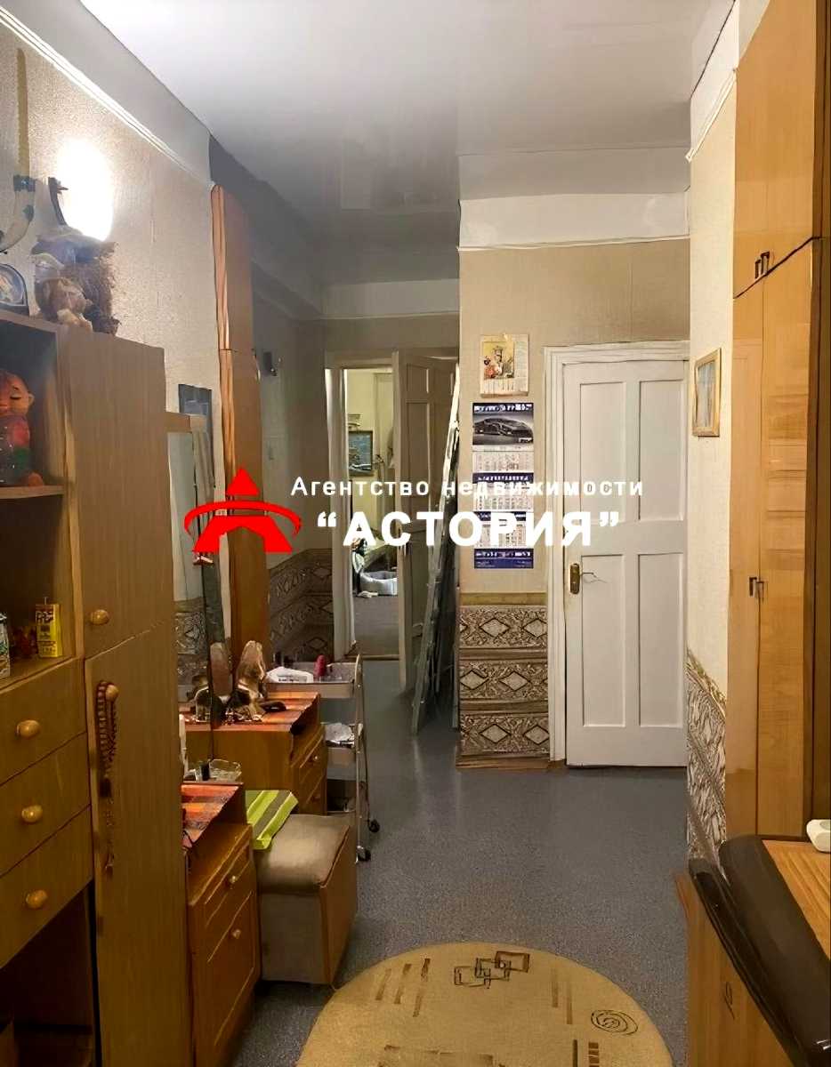 1878148772294638