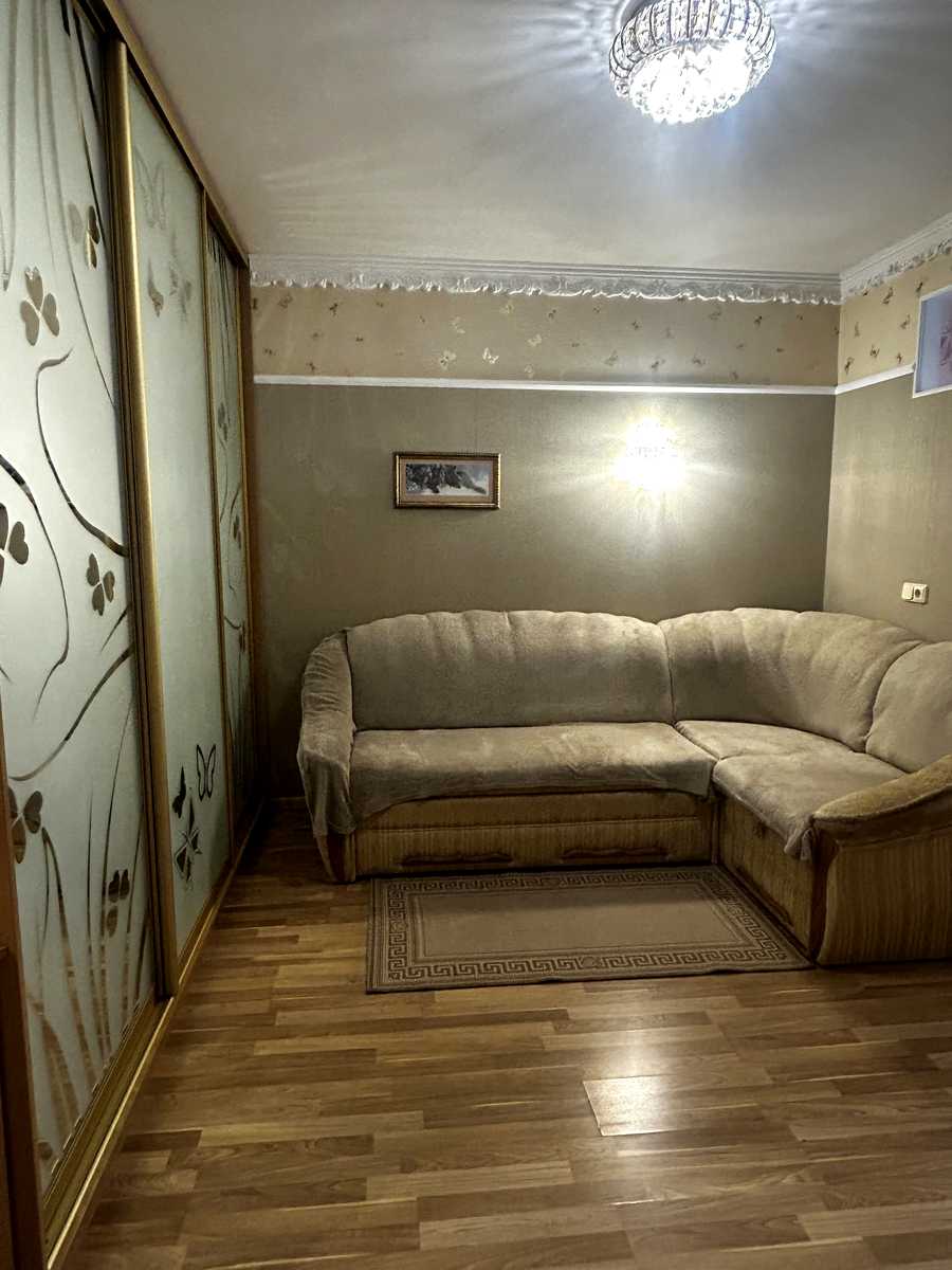 1878163693824106
