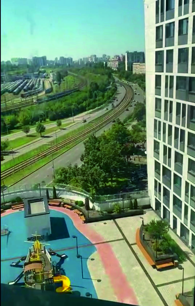 1878188276194054
