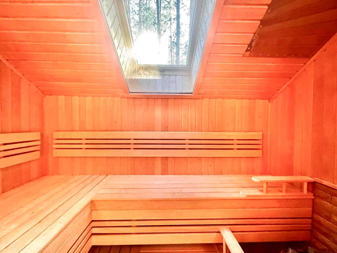 1878193956981953