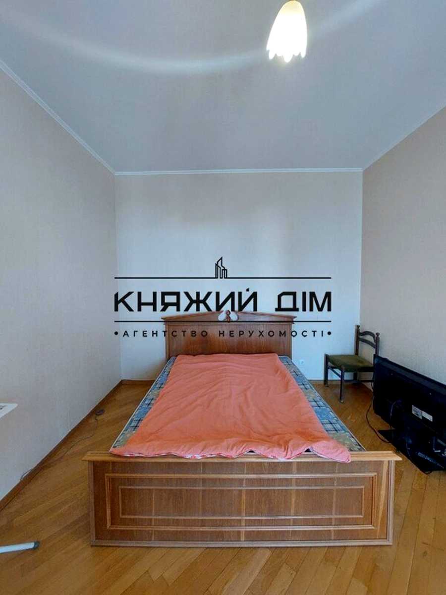 1878194831965055