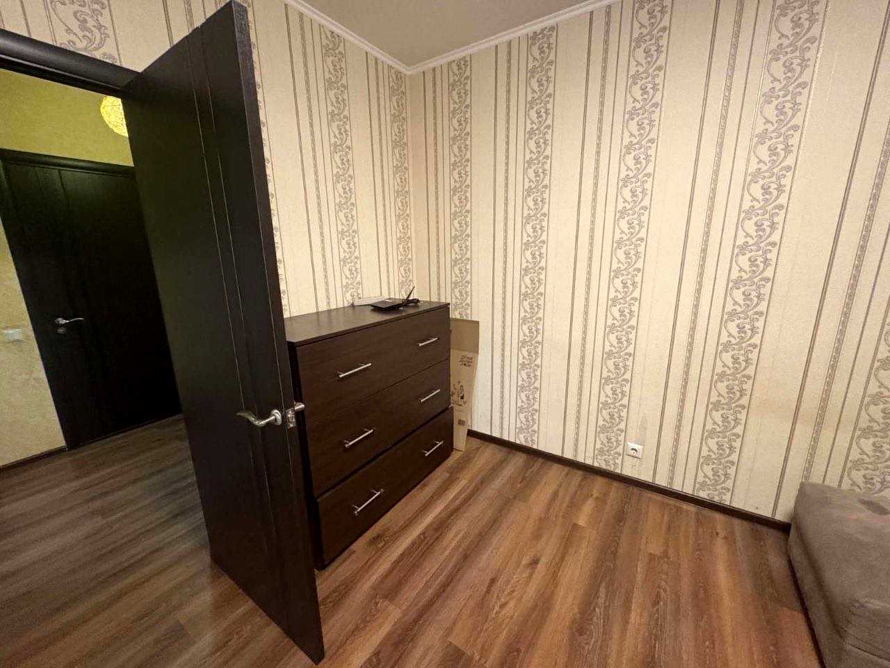 1878194851847090
